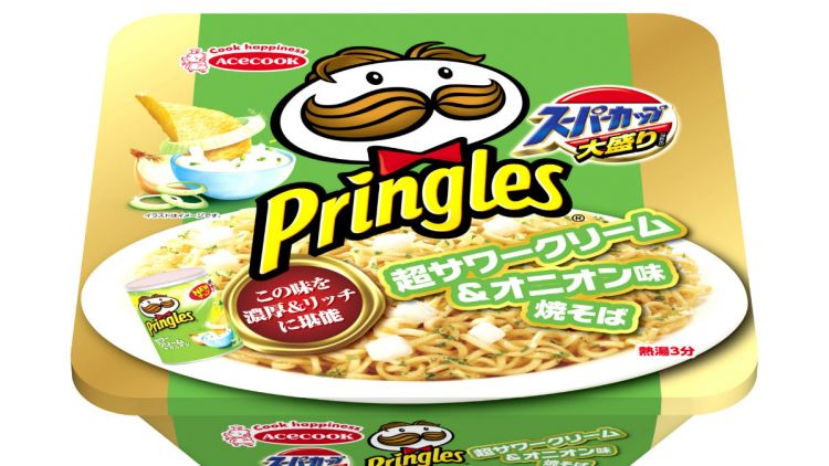 Super Cup Big Serving: Super Sour Cream and Onion Yakisoba mie instan pringles japan japanesestation.com