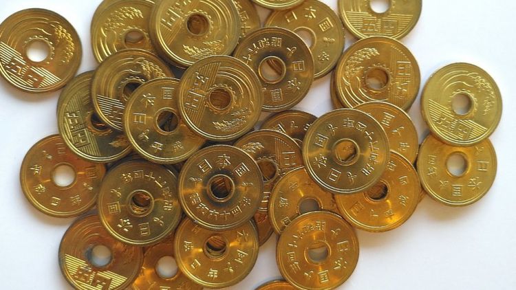 Koin 5 Yen Koin 5 Yen