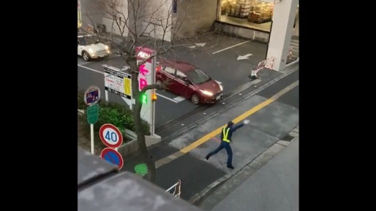 Penjaga Keamanan Viral