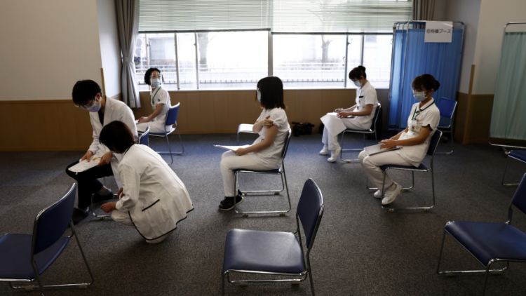 vaksin covid-19 jepang japanesestation.com