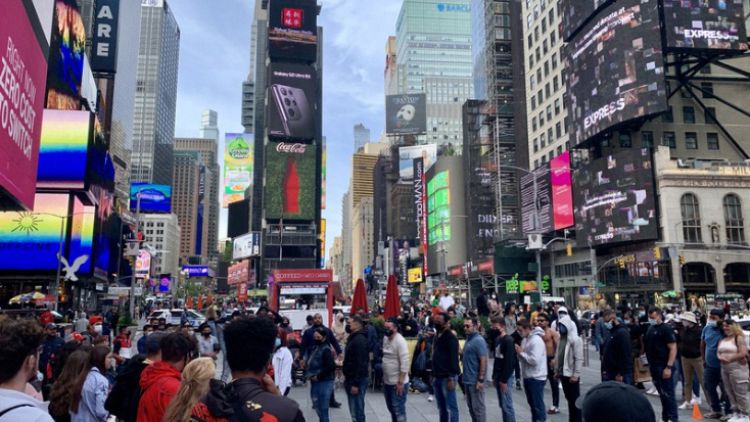 Vaksin COVID-19 wisata vaksin jepang japanesestation.com