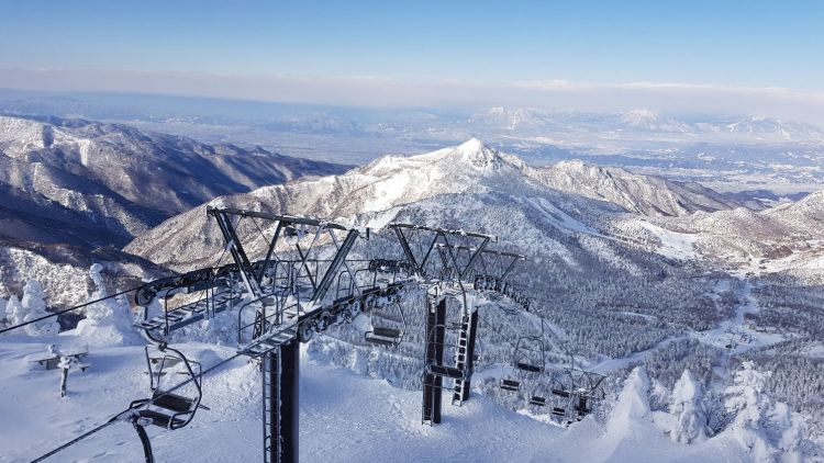 Bermain Ski di Shiga Kogen, Area Ski Terluas di Jepang Bermain Ski di Shiga Kogen, Area Ski Terluas di Jepang