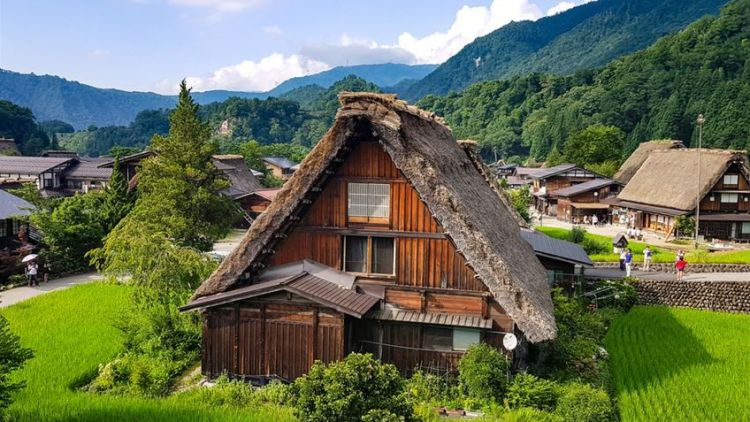 Shirakawa-go, Desa Tradisional yang Diakui oleh UNESCO Shirakawa-go, Desa Tradisional yang Diakui oleh UNESCO