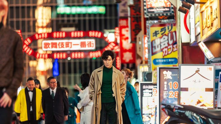 Ryohei Suzuki perankan Ryo Saeba dalam live action City Hunter (Netflix Japan/Twitter). Ryohei Suzuki perankan Ryo Saeba dalam live action City Hunter (Netflix Japan/Twitter).