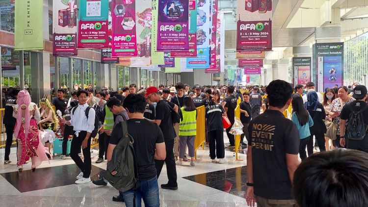 Keramaian Pengunjung Mengantri di AFA Day 2 (Foto:Tiara Febriani)