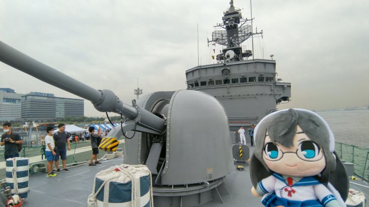 Kapa JS Ooyodo bersama dengan maskot resminya Kapa JS Ooyodo bersama dengan maskot resminya