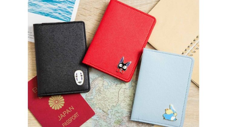 Ragam pilihan dompet paspor dari Studio Ghibli (Donguri Kyowakoku via SoraNews24).