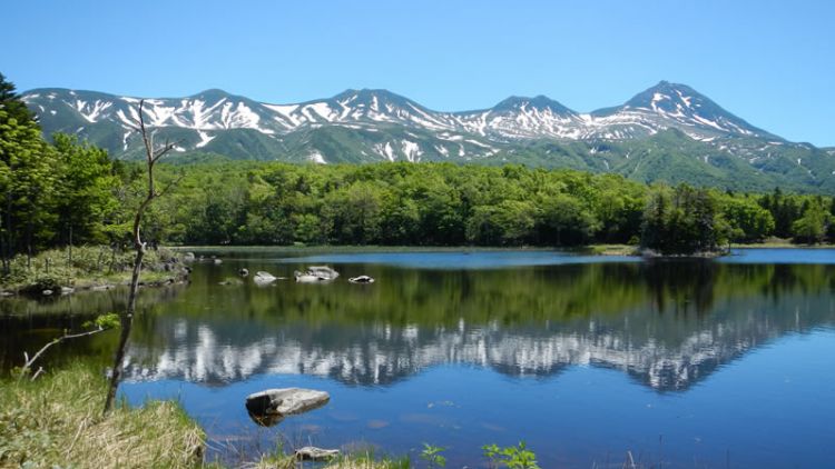 Keindahan alam Shiretoko Goko (Ministry of the Environment Japan) Keindahan alam Shiretoko Goko (Ministry of the Environment Japan)