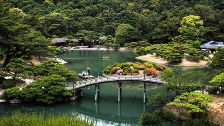 Keindahan Ritsurin Koen (Visit Kagawa). Keindahan Ritsurin Koen (Visit Kagawa).