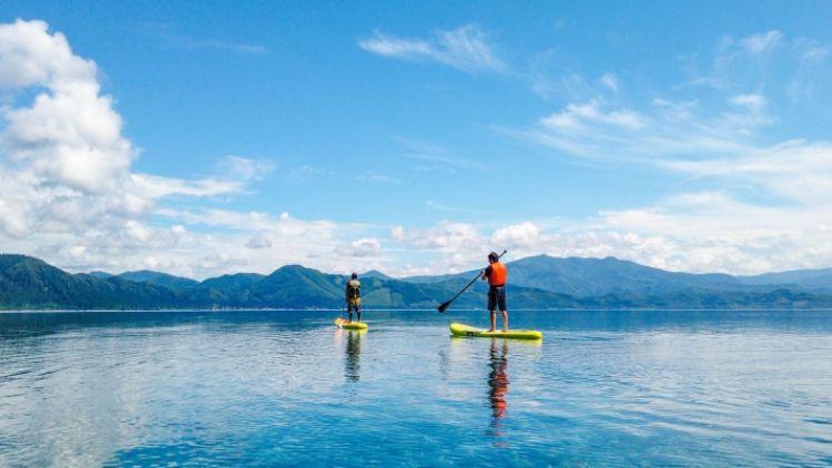 SUP Paddle di Danau Tawaza (Semboku City Rural Experience Association)