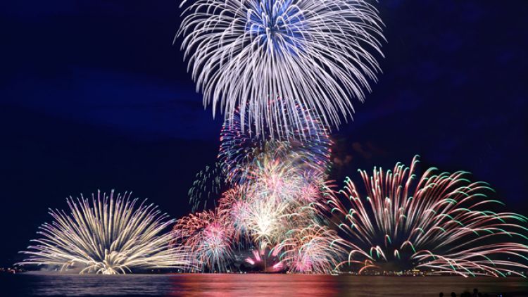 Festival Kembang Api di Kota Kamakura