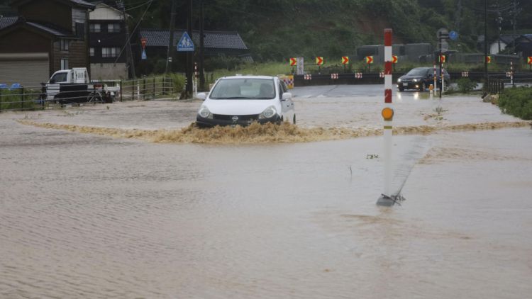 Banjir di Semenanjung Noto.