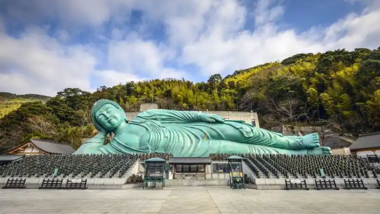 Nehanzo Buddha atau Fukuoka Daibutsu. Nehanzo Buddha atau Fukuoka Daibutsu.