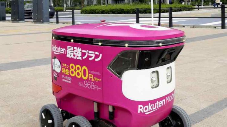 Robot yang mengirim makananan dan barang-barang lain milik Rakuten 