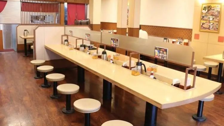 Tempat makan 24 jam di Kyoto Tempat makan 24 jam di Kyoto