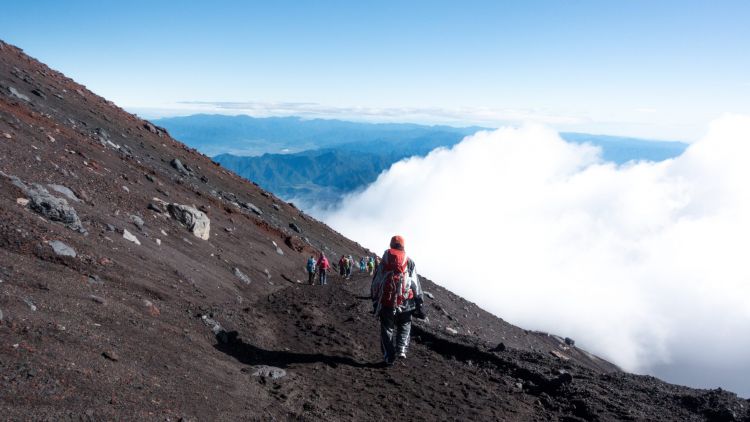 Jalur pendakian Gunung Fuji Jalur pendakian Gunung Fuji