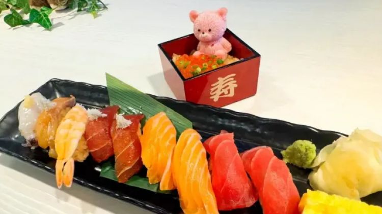 Sushi Bears Asakusa Tokyo