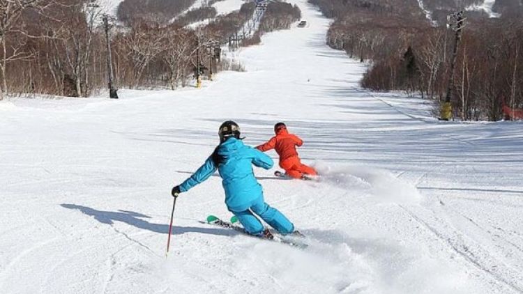 Tempat main ski terbaik di Jepang