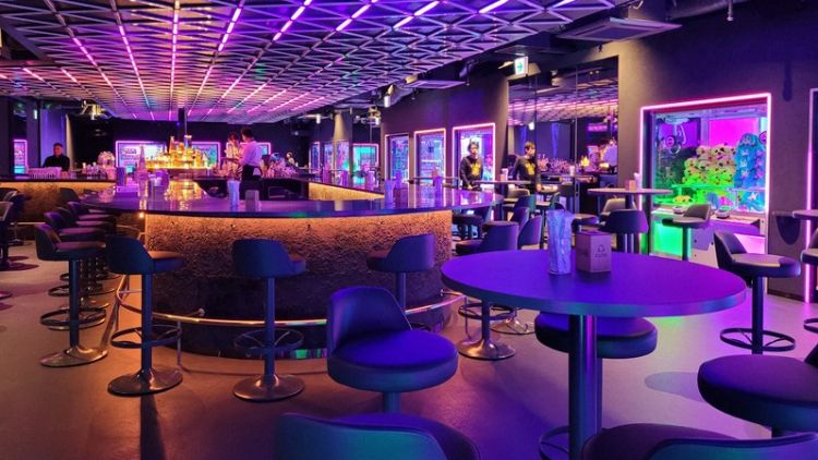 Hama Club, tempat hiburan malam di Tokyo Hama Club, tempat hiburan malam di Tokyo