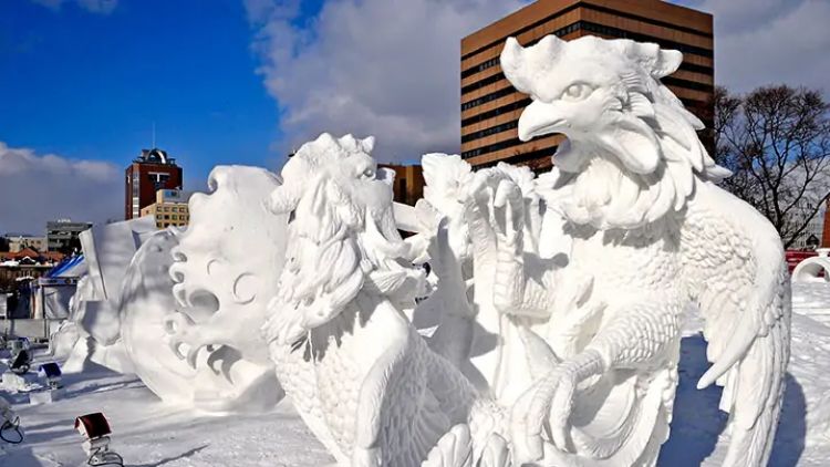 Kontes Patung Salju Internasional (Sapporo Snow Festival Official) Kontes Patung Salju Internasional (Sapporo Snow Festival Official)