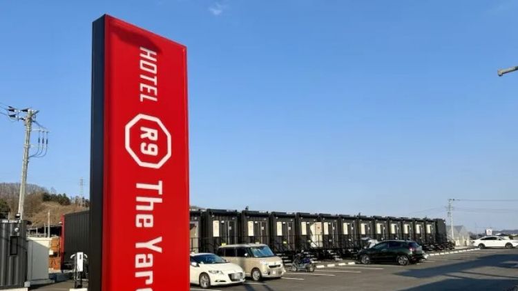 Hotel R9 The Yard, hotel unik dan murah di Jepang
