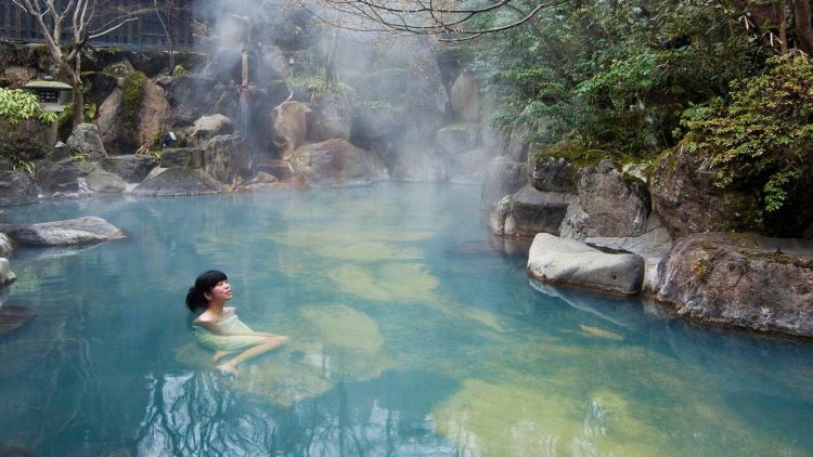 Kurokawa Onsen destinasi wisata populer di Prefektur Kumamoto
