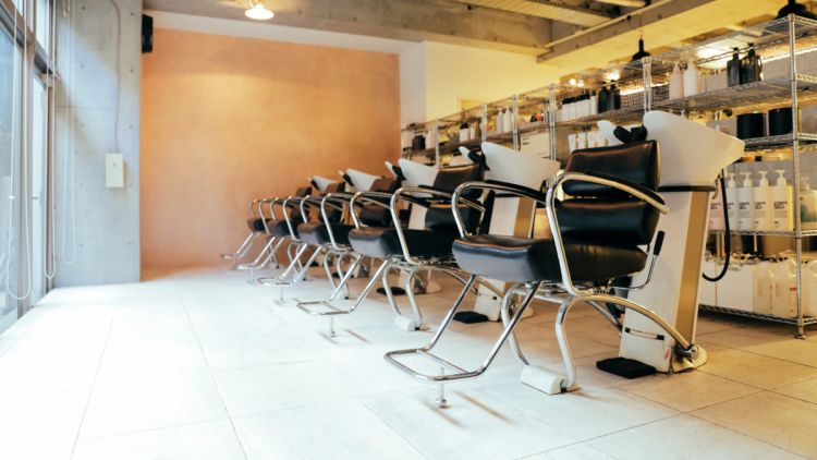 Salon di Tokyo yang Ramah Turis Asing.