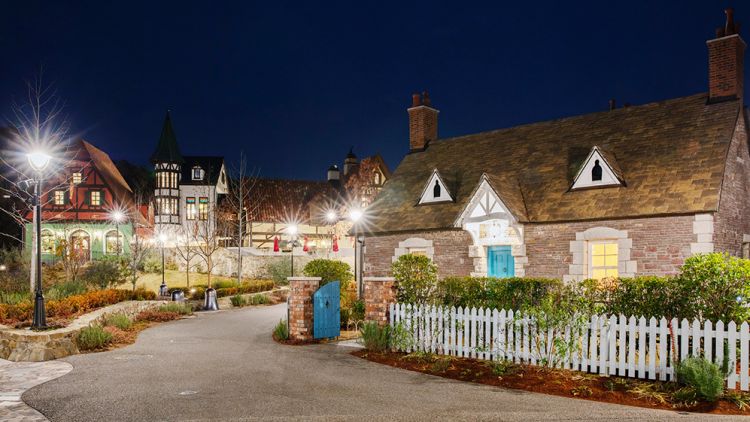 Ghibli Park pada malam hari (ghibli-park.jp)