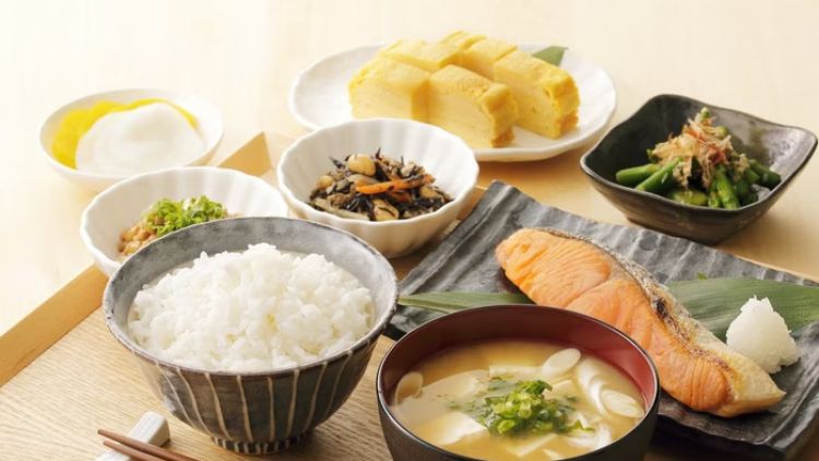 Ilustrasi. Menu makanan tradisional ala Jepang (Japan Centre). Ilustrasi. Menu makanan tradisional ala Jepang (Japan Centre).