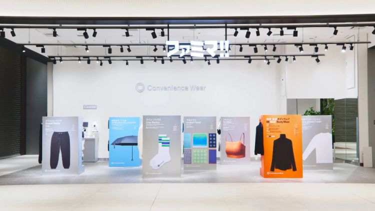 Family Mart Buka Toko Pakaian Pertama di Tokyo!