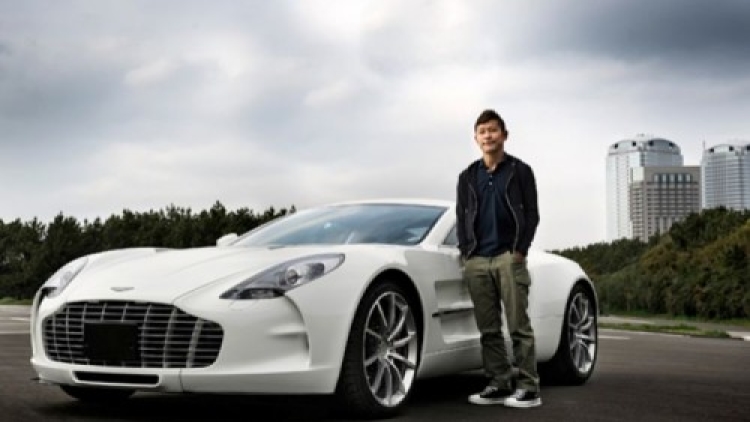 2h maezawa-yusaku-750x426 2h maezawa-yusaku-750x426