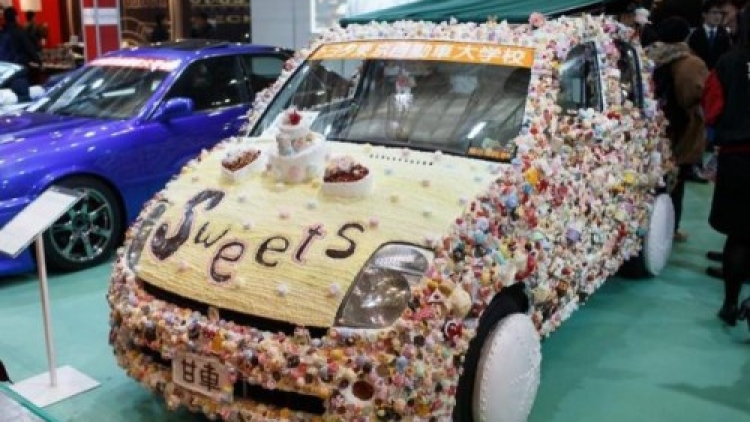 4a 289715_mobil-unik-yang-mejeng-di-tokyo-auto-salon-2015_663_382