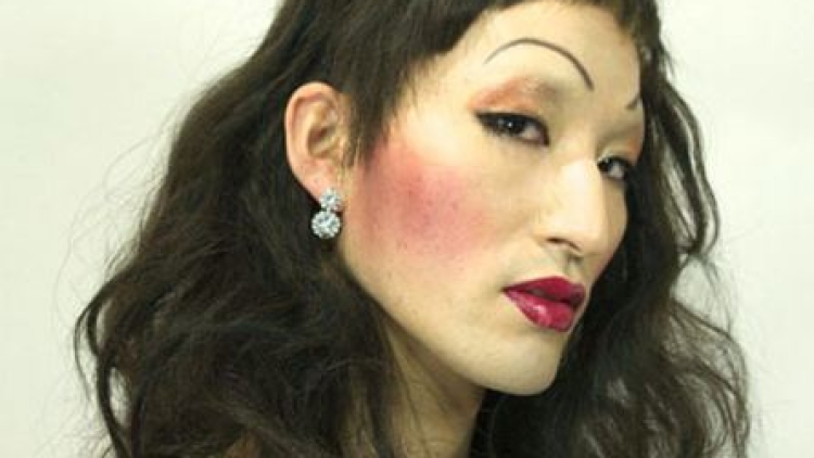 5 Aksi Unik Cowok Jepang Memperingati Hari Perempuan