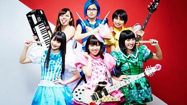 Band Gacharic Spin membawakan lagu penutup baru Dragon Ball Z Kai