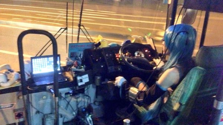 Bus Driver Cosplaying Hatsune Miku