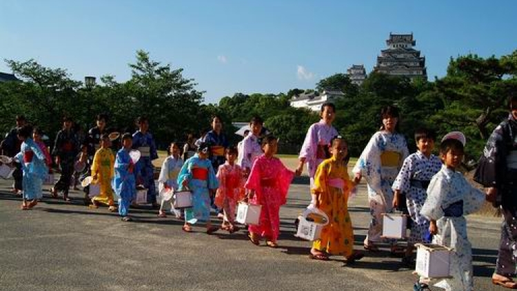 Himeji Yukata Festival, festival yang unik dan indah di Jepang (1) Himeji Yukata Festival, festival yang unik dan indah di Jepang (1)