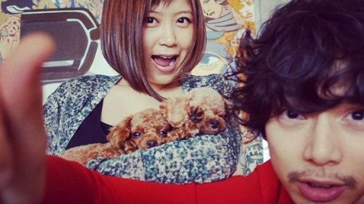 Hiro Mizushima menyapa Ayaka pada ulang tahun pernikahan mereka Hiro Mizushima menyapa Ayaka pada ulang tahun pernikahan mereka