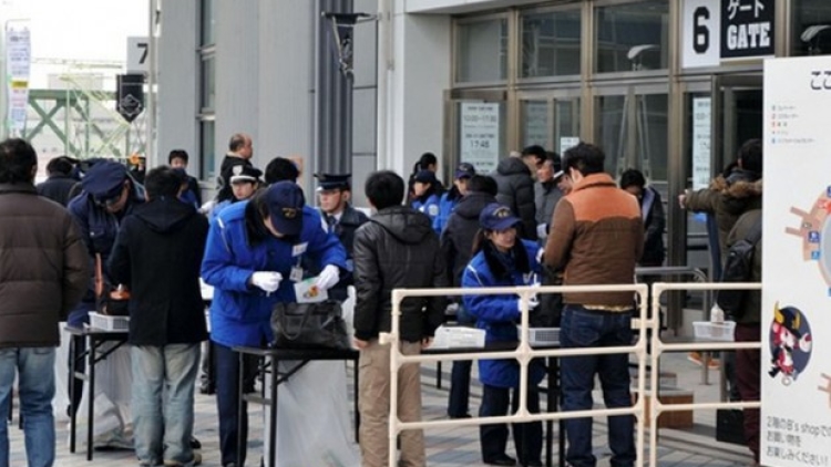 Japanese-Police-On-Notice-as-Multiple-Death-Threats-Hit-NMB48-Event-620x400 Japanese-Police-On-Notice-as-Multiple-Death-Threats-Hit-NMB48-Event-620x400