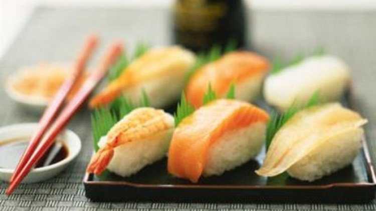 Lima Fakta Tentang Sushi Lima Fakta Tentang Sushi