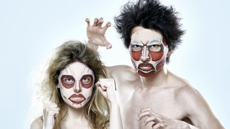 Masker wajah Attack on Titan akan segera tersedia di toko-toko di Jepang (2) Masker wajah Attack on Titan akan segera tersedia di toko-toko di Jepang (2)