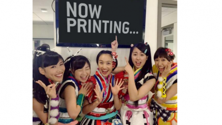 Momoiro Clover Z akan Rilis 2 Album Sekaligus Februari Tahun Depan Momoiro Clover Z akan Rilis 2 Album Sekaligus Februari Tahun Depan