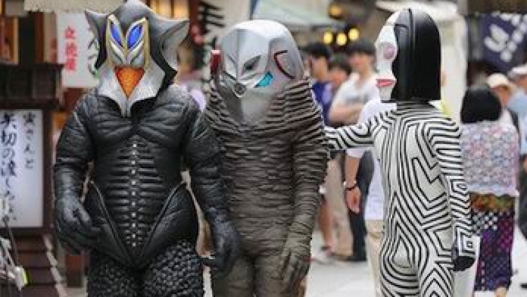 Monster-monster Ultraman tampil dalam acara TV mereka sendiri bertema pariwisata (1)