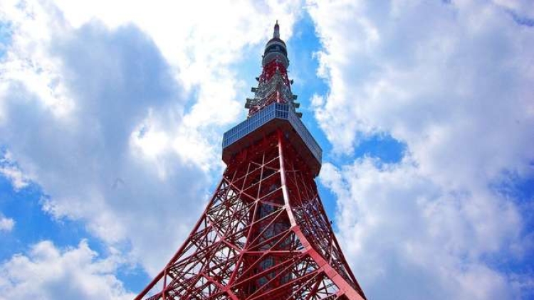 Permainan Cahaya Tokyo Tower yang Menjerat Mata