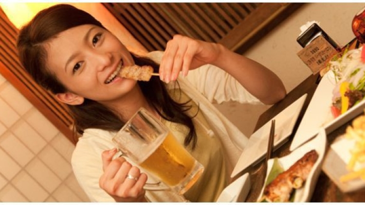 Pria Menyukai Wanita yang Makannya Banyak