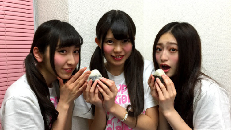 Suka Onigiri Suka idol Nikmati onigiri buatan idol di kafe Galmusu di Akihabara! (4)