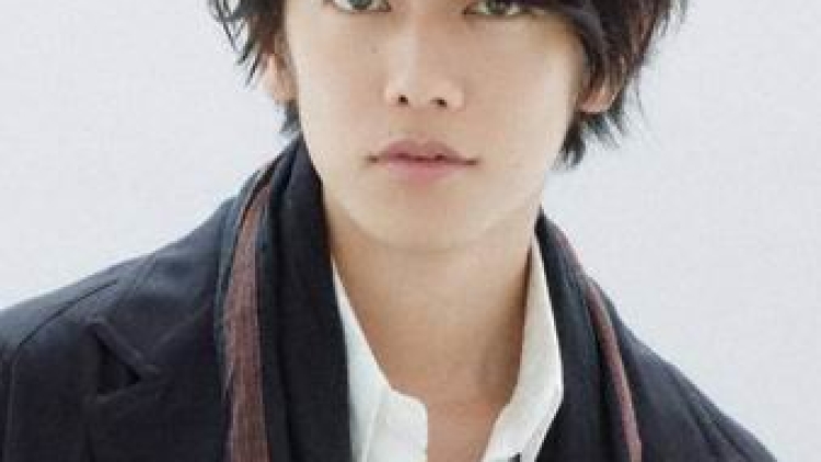 Takeru Sato akan menggunakan Twitter untuk waktu yang terbatas (1)