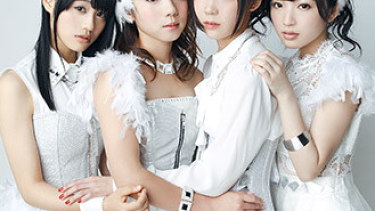 Unit aktris pengisi suara StylipS membawakan lagu penutup High School DxD BorN (1)