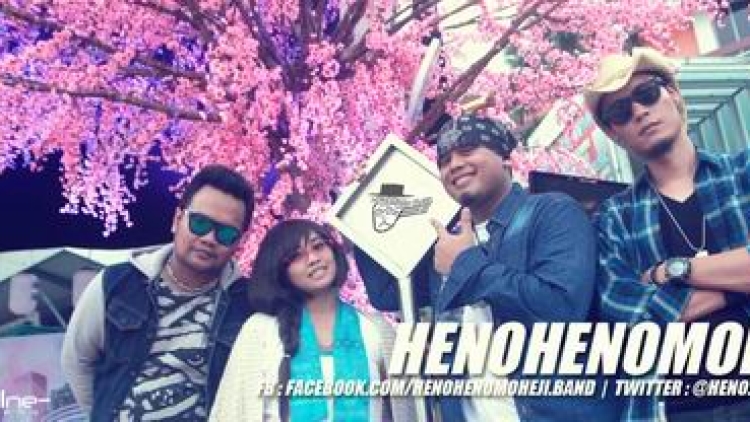 henohenomoheji new single (1)