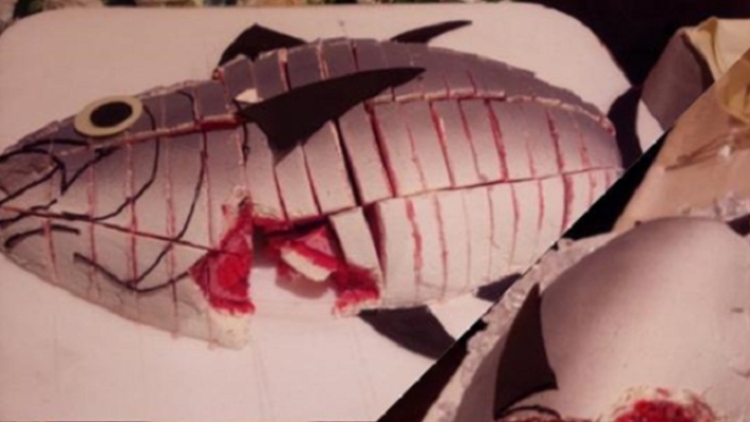 ikan-bersimbah-darah-jadi-kue-pernikahan-OKbIQ6hOKI