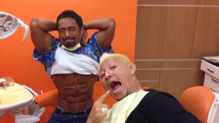 incredible dentist (1)